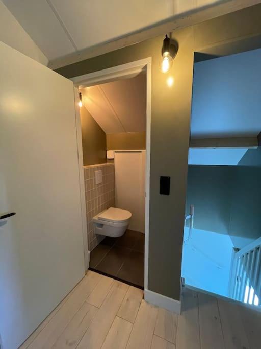 Modern Beach House For 12 Pers! With Jacuzzi ยูเลียนาดอร์ป ภายนอก รูปภาพ
