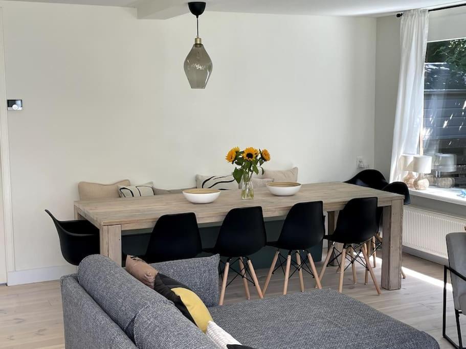 Modern Beach House For 12 Pers! With Jacuzzi ยูเลียนาดอร์ป ภายนอก รูปภาพ